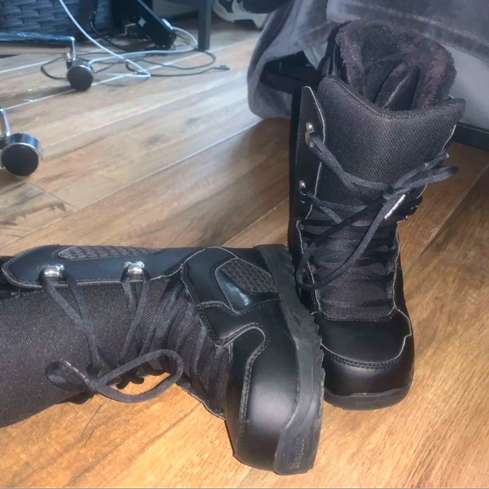 Brand New Snowboarding Boots Brand: Thirty Two